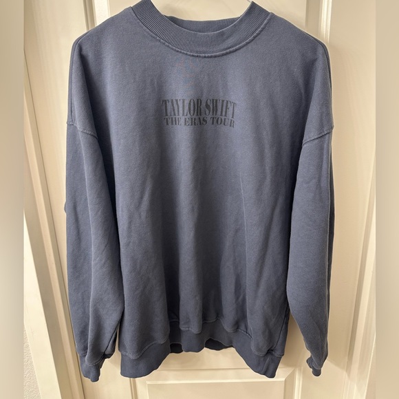 Large Blue Crew Neck - Taylor Swift The Eras Tour - Picture 1 of 3